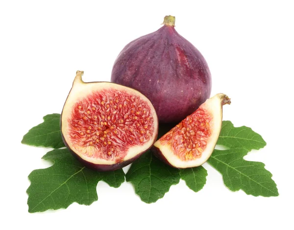 Fig fruits with leaves isolated on white background — Stock Photo, Image