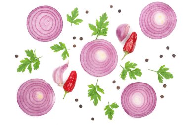 soğan, sarımsak, acı biber maydanoz ve dereotu beyaz arka plan üzerinde izole. Üstten Görünüm. Düz yatıyordu desen