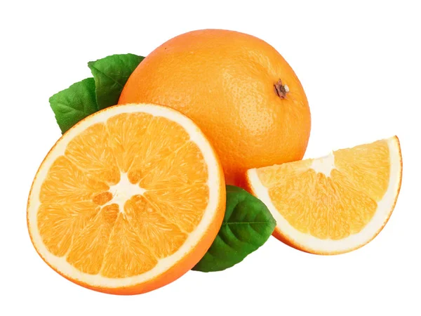 Naranja con rebanada y hoja aislada sobre fondo blanco — Foto de Stock