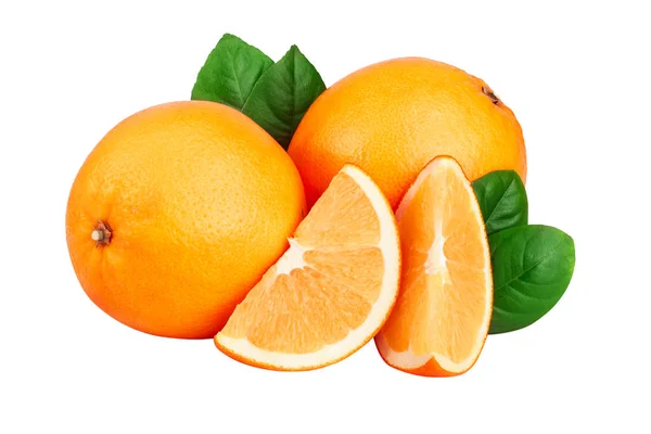 Oranje met slice en blad geïsoleerd op de witte achtergrond — Stockfoto