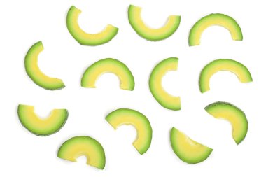 Beyaz arka plan üzerinde izole avokado dilimleri. Üstten Görünüm. Düz yatıyordu desen