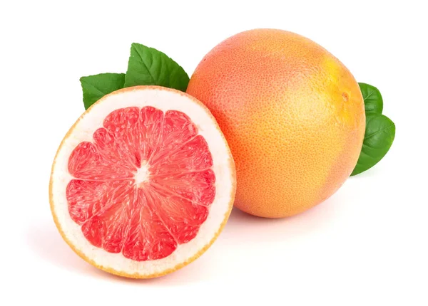 葡萄柚和片叶上孤立的白色背景 — 图库照片