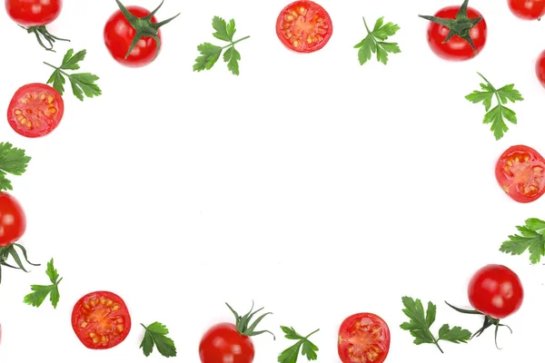 Tomates pequeños de cereza con hojas de perejil aisladas sobre fondo blanco con espacio para copiar el texto. Vista superior. Puesta plana — Foto de Stock