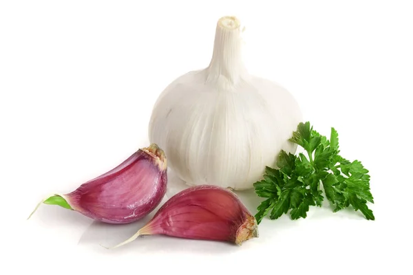 Garlic with parsley leaf isolated on white background — Stock Photo, Image