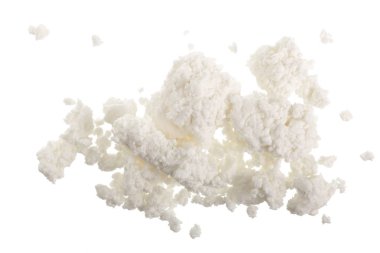 Süzme peynir beyaz arka plan üzerinde izole. Üstten Görünüm. Düz yatıyordu