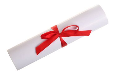 Kırmızı kurdele beyaz arka plan üzerinde izole diplomasıyla. Üstten Görünüm. Düz yatıyordu