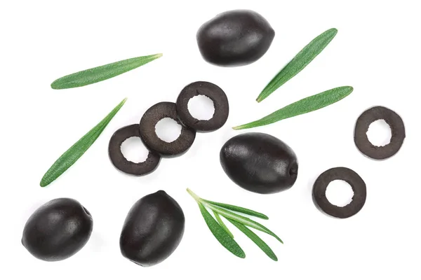 Olive nere intere e affettate con foglie di rosmarino isolate su fondo bianco. Vista dall'alto. Modello di posa piatta — Foto Stock