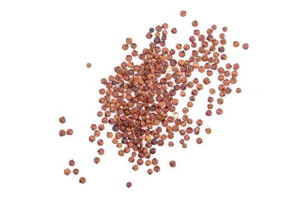 Rote Quinoa-Samen isoliert auf weißem Hintergrund. Ansicht von oben — Stockfoto