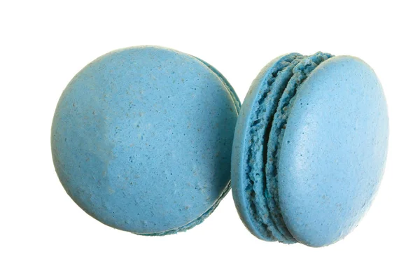 Macaron azul aislado sobre fondo blanco sin un primer plano de sombra. Vista superior. Puesta plana —  Fotos de Stock