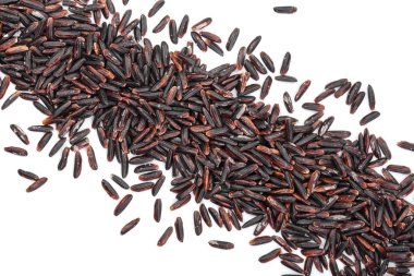 Siyah yabani pirinç beyaz arka plan üzerinde izole kapatın. Üstten Görünüm. Düz yatıyordu