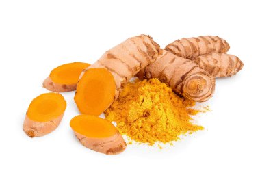 beyaz arka plan üzerinde izole zerdeçal kökü ve toz yakın