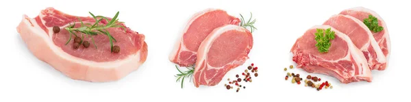 Krájené syrové vepřové maso izolované na bílém pozadí. Horní pohled. Ležel. Nastavit nebo sbírka — Stock fotografie