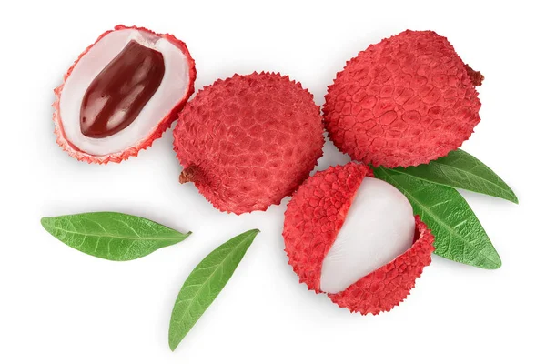 Litchi frukt isolerad på vit bakgrund med klippning väg och full skärpedjup. Högst upp. Platt äggläggning — Stockfoto