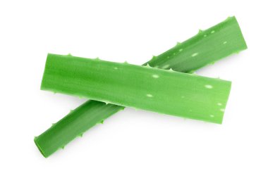 Aloe vera kesme yolu ve tam derinlik ile beyaz arka planda izole edildi. Üst Manzara. Düz yatıyordu.