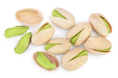 Antep fıstığı, kırpma yolu ve tam derinlikteki beyaz arka planda izole edilmiş. Üst Manzara. Düz yatıyordu