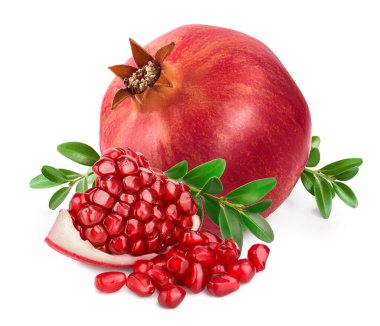 Kırpma yolu ve tam derinlik alan ile beyaz arkaplanda yalıtılmış yaprak ile nar.