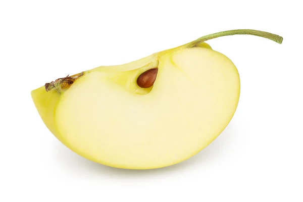 Gele appelschijfje geïsoleerd op witte achtergrond met knippad en volle velddiepte — Stockfoto