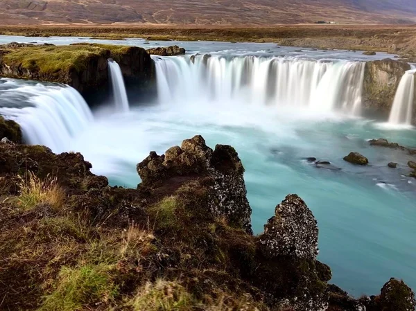 Bella Cascata Montagna — Foto Stock