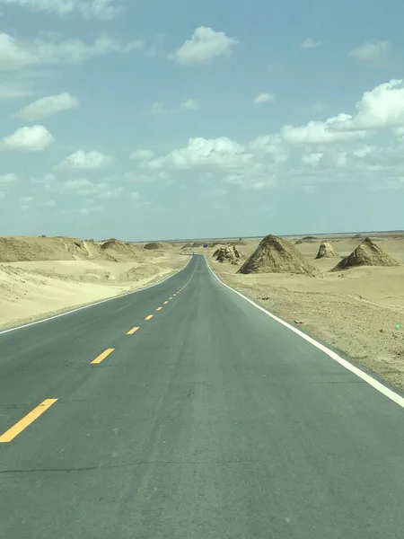 stock image road in the desert