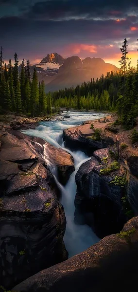 Hermoso Paisaje Con Río Montañas —  Fotos de Stock