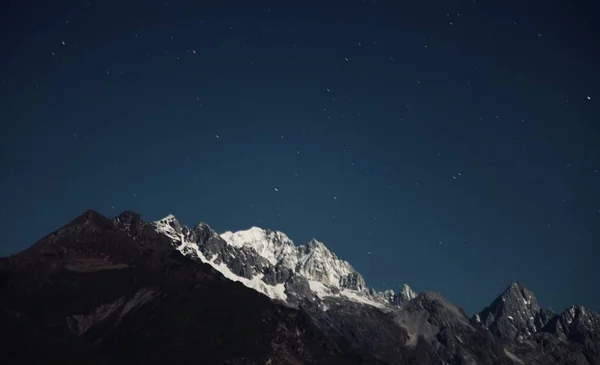 美丽的山景 — 图库照片