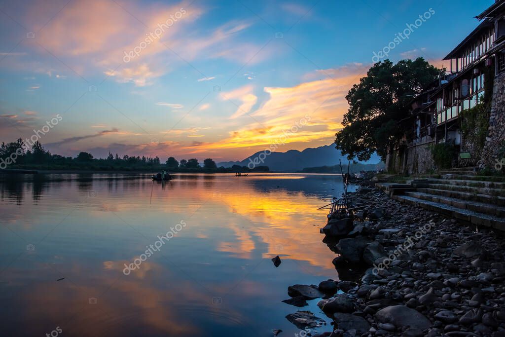 Tuchong-Microstock3