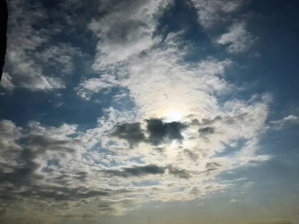 Hermoso Cielo Con Nubes Fondo Naturaleza — Foto de Stock