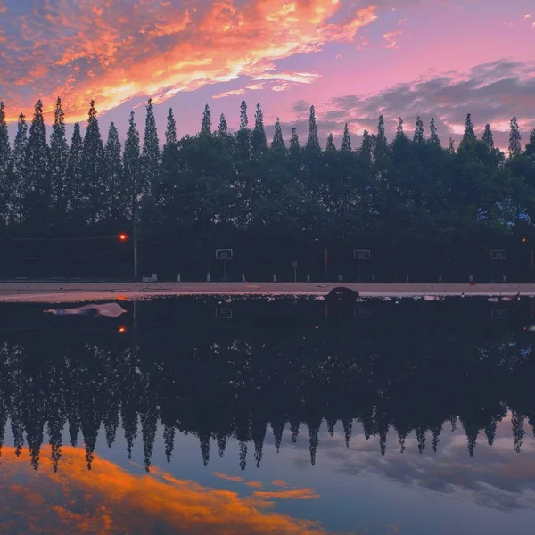 stock image beautiful sunset over the lake