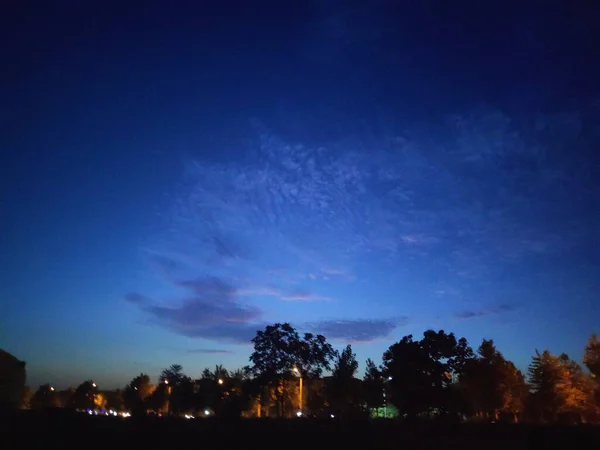 Hermoso Cielo Nocturno Con Nubes Naturaleza — Foto de Stock