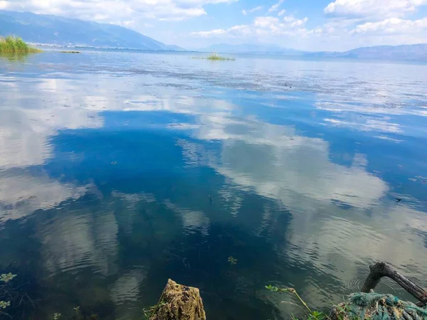 Pemandangan Danau Pegunungan — Stok Foto