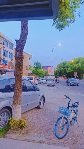 bicycle parked in the city