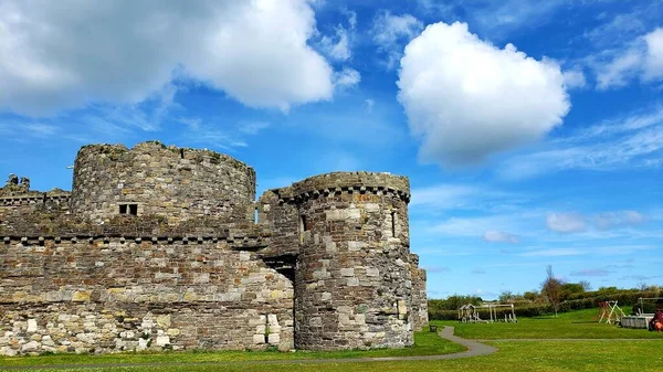 the ruins of the old castle in the city of the state of the most beautiful landscape