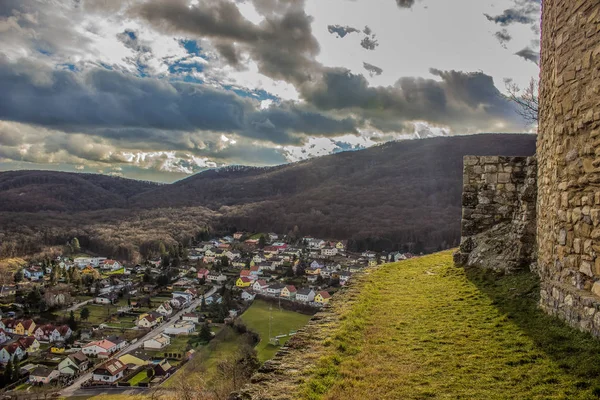 Lginç Güzellik Kalenin Avusturya Hainburg Içinde Bir Der Donau Tezgah — Stok fotoğraf