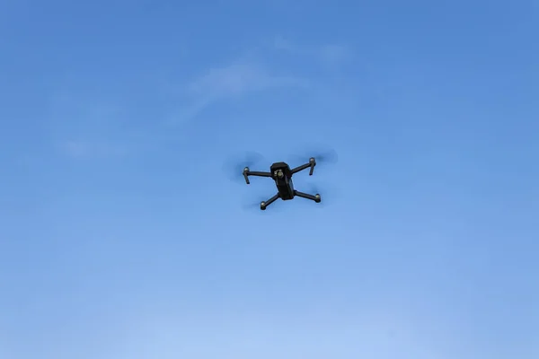 Dispositif Drone Pour Photographie Aérienne Vidéo Volant Dans Ciel Arrière — Photo