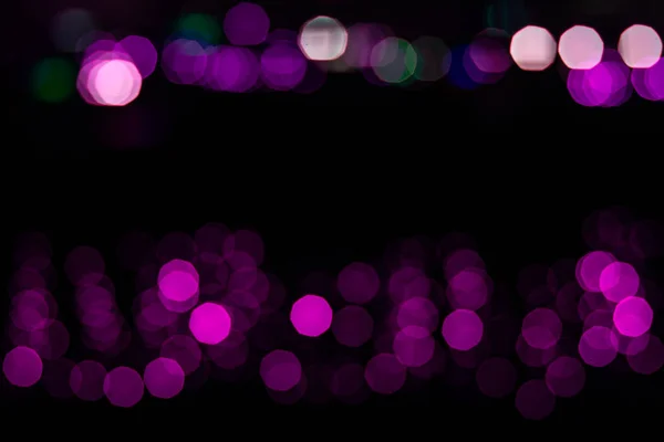 Abstrato Bokeh Roxo Desfocado Iluminação Guirlanda Fundo Preto Imagem Conceito — Fotografia de Stock