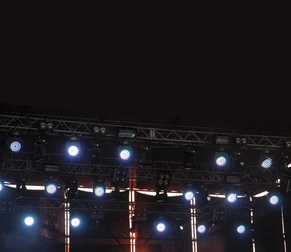 Музична Сцена Зовнішньої Атмосфери Проектор Освітлення Атмосфери Драматичним Заходом Сонця — стокове фото