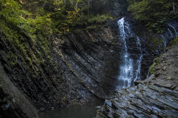 Wet Rain Forest Waterfall Rocky Canyon Cascade Wilderness Scenery Landscape — Stock Photo, Image