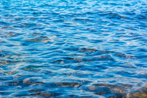 Lebhaftes Blaues Südtropisches Philippinisches Meerwasser Mit Kleinen Wellen — Stockfoto