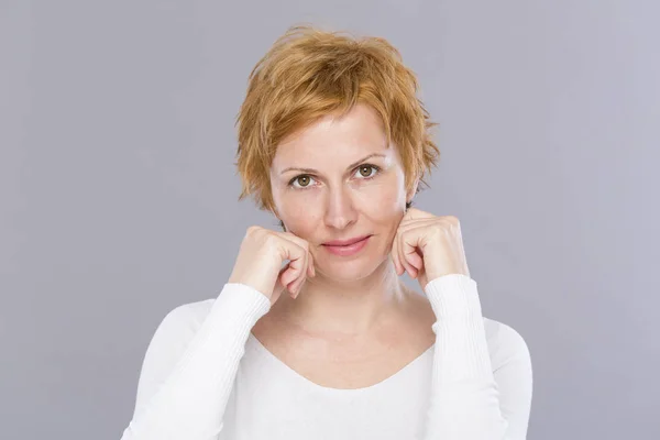 Cuarenta años cara de mujer Imagen De Stock