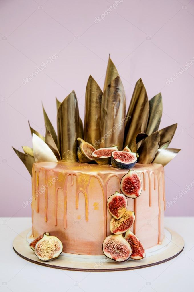 Tendance Moderne Gâteau Au Chocolat Au Caramel En Couches - 