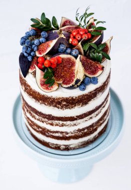 Sonbahar doğum günü katmanlı incir pastası