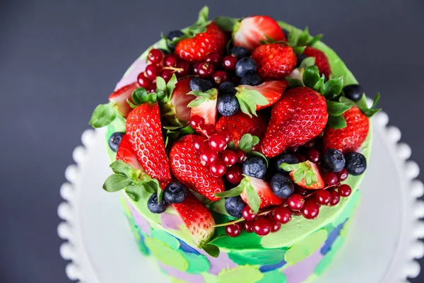 Summer berry cake with strawberries and blueberries