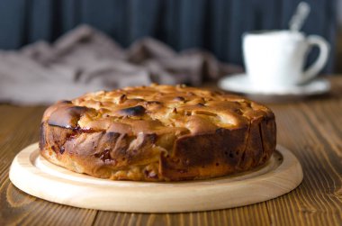 Elmalı vegan kek kahve ve kardelen  