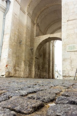 Altın Kapı - the main and the famous architectural ument of β mi