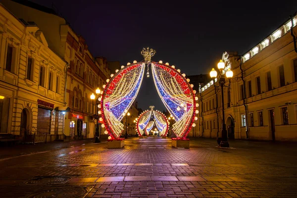 Rusia Moscú Calles Decoradas Capital Espera Año Nuevo — Foto de Stock