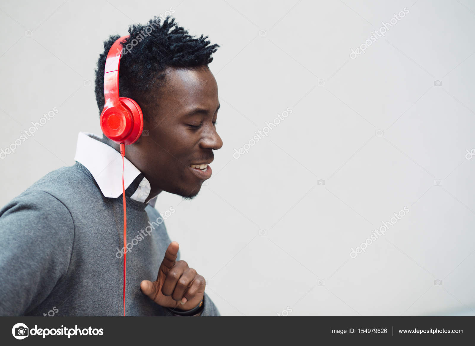 music to listen to with headphones