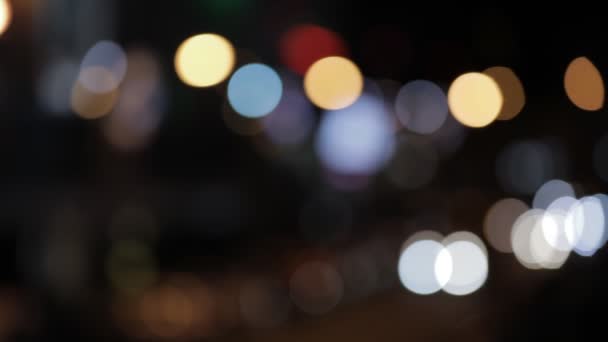 Voiture de nuit trafic arrière-plan flou 