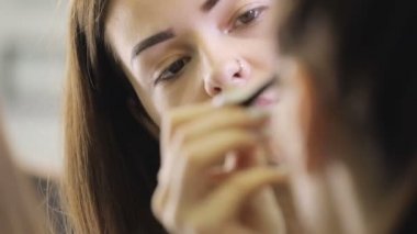 Makyaj Güzellik Salonu modeli kız visagist