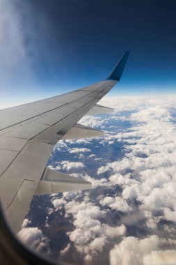 Dünya Peyzaj uçak penceresinden görüntülemek