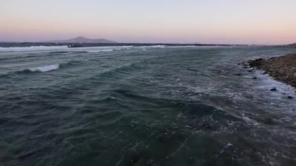 Sea pier, strong wind, storm, winter in Egypt — Stock Video